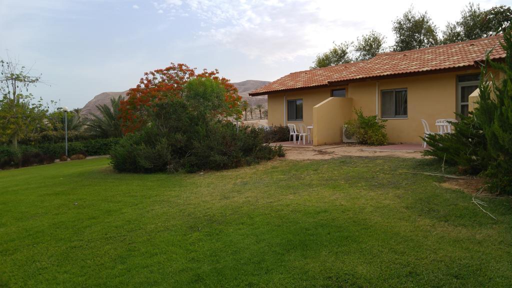 Almog Kibbutz Hotel ภายนอก รูปภาพ