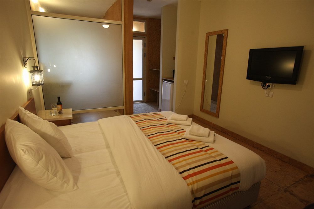 Almog Kibbutz Hotel ภายนอก รูปภาพ