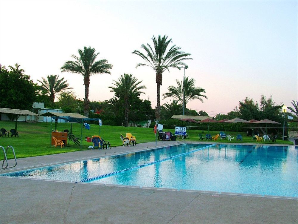 Almog Kibbutz Hotel ภายนอก รูปภาพ